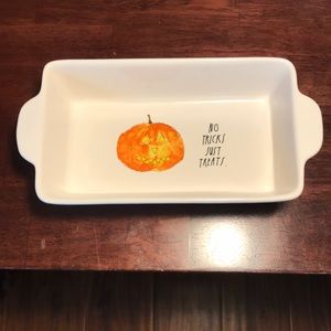 Rae Dunn Halloween bakeware